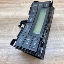 75D725   Climate control unit Toyota Prius (XW30)