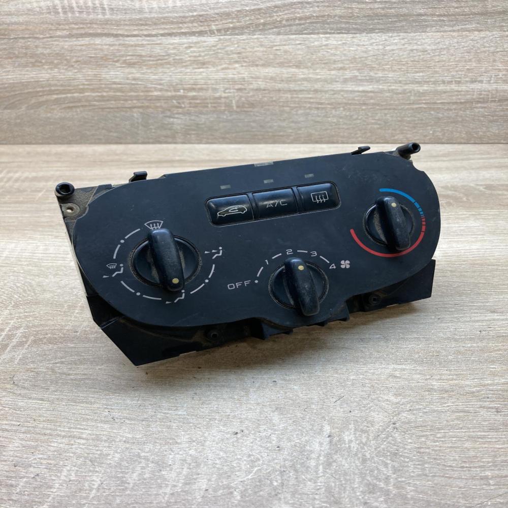 599540000   Climate control unit Peugeot 307