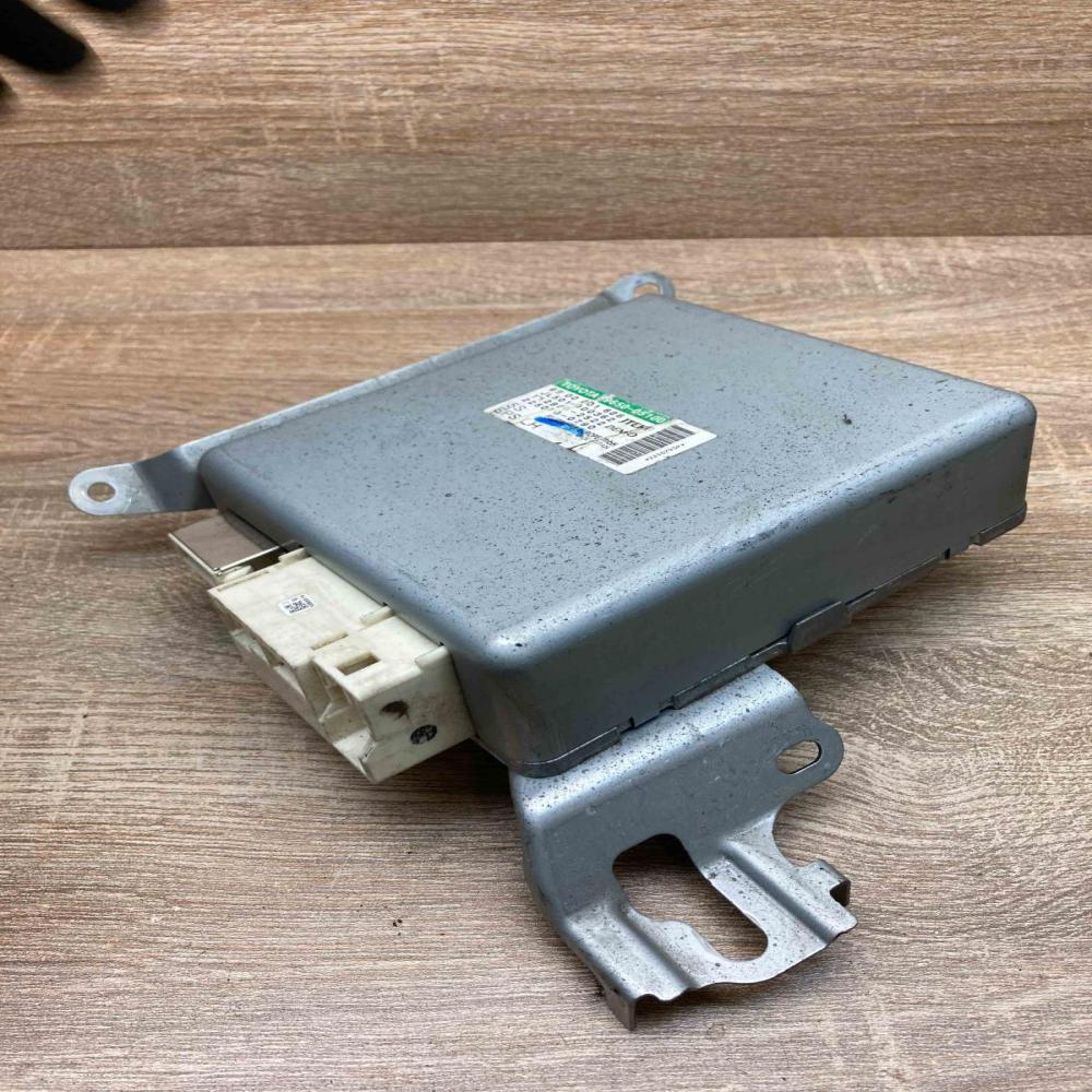 89650 05100 225000 0790  Power steering control unit/module Toyota Avensis T270