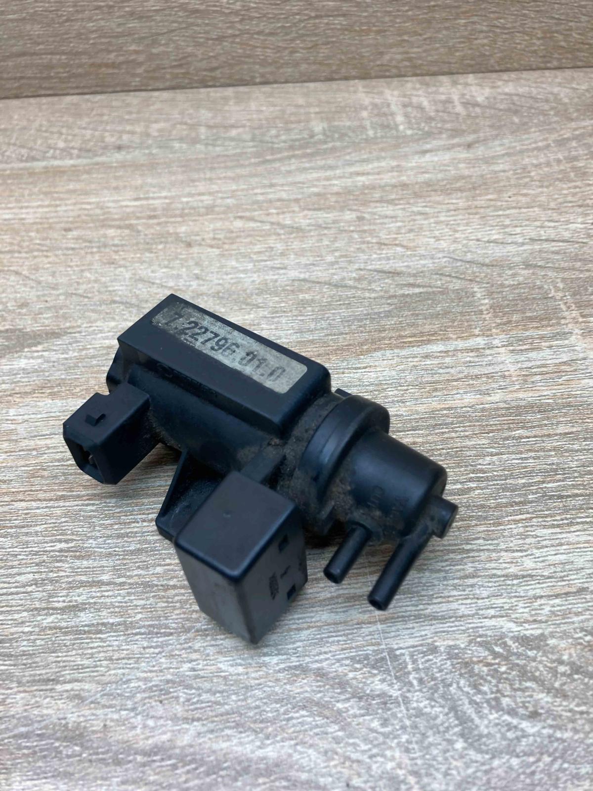 722796010   Turbo solenoid valve BMW X5 E70