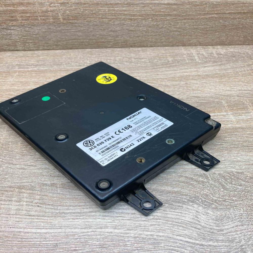 3C0035729E   Phone control unit/module Volkswagen PASSAT B6