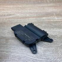 1K2907511C 0132801342  Air flap motor/actuator Volkswagen Transporter - Caravell