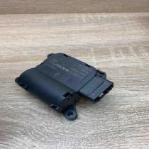1K0907511B 0132801341  Air flap motor/actuator Volkswagen Golf VI