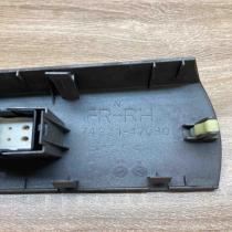 74231 47080   Electric window control switch Toyota Prius (XW20)