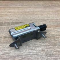 89860 47040 187900 0892 RL1 Airbag deployment crash/impact sensor Toyota Prius (
