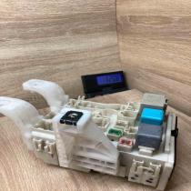 40622 0119 4103 0597  Fuse module Toyota Prius (XW20)