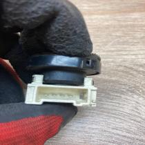 86160 68010   Front door speaker Toyota Prius (XW20)
