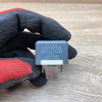 90987 02025 156700 2540  Other relay Toyota Prius (XW20)