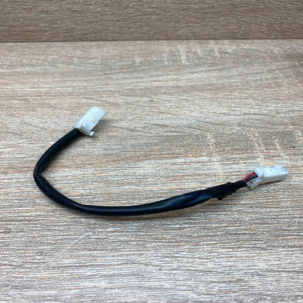 Toyota Prius Plug   Plug wire Toyota Prius (XW20)