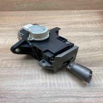 89451 47030 192300 2020  Gear shifter/selector Toyota Prius (XW20)