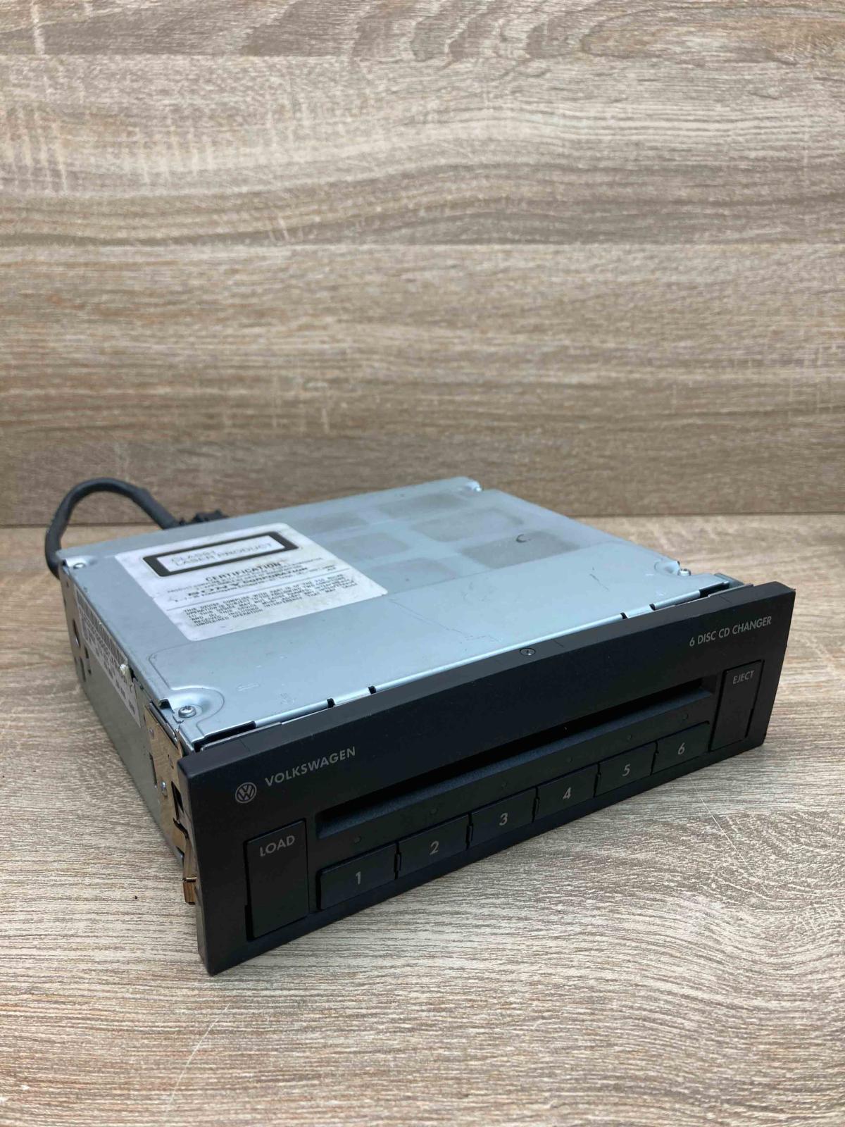 3C0035110   CD/DVD changer Volkswagen PASSAT B6