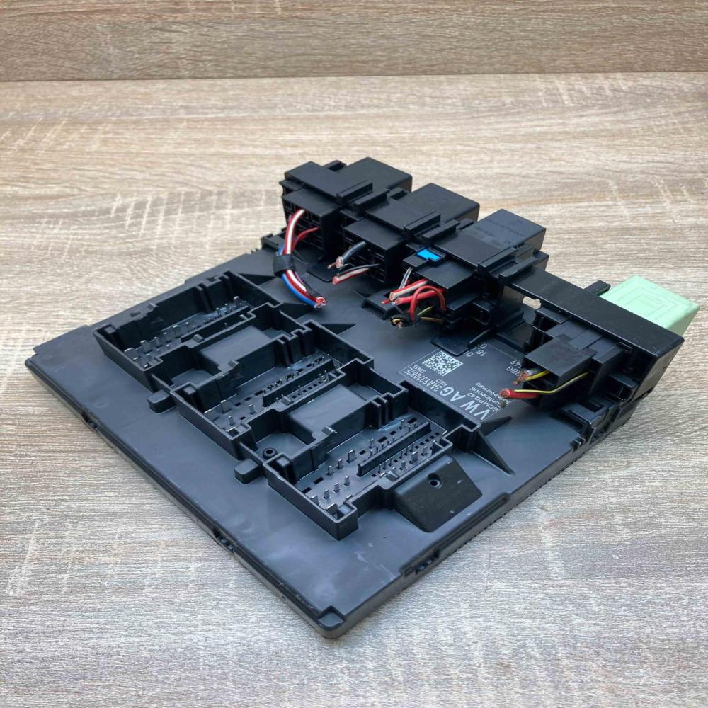 3AA937087E 5WK50449  Comfort/convenience module Volkswagen PASSAT B7