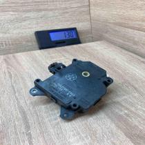 063700 7960 424012V8K With Plug Air flap motor/actuator Toyota Prius (XW20)