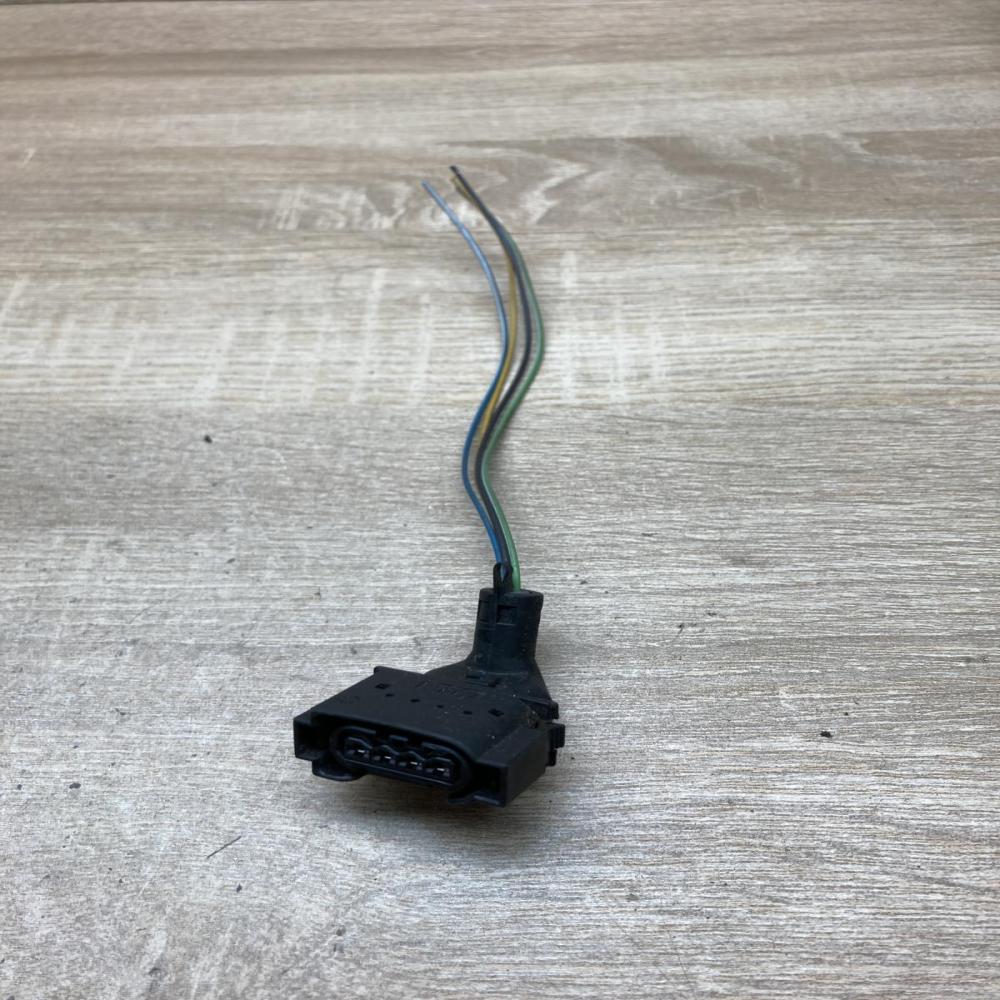 7789318   Plug wire BMW 3 E90 E91
