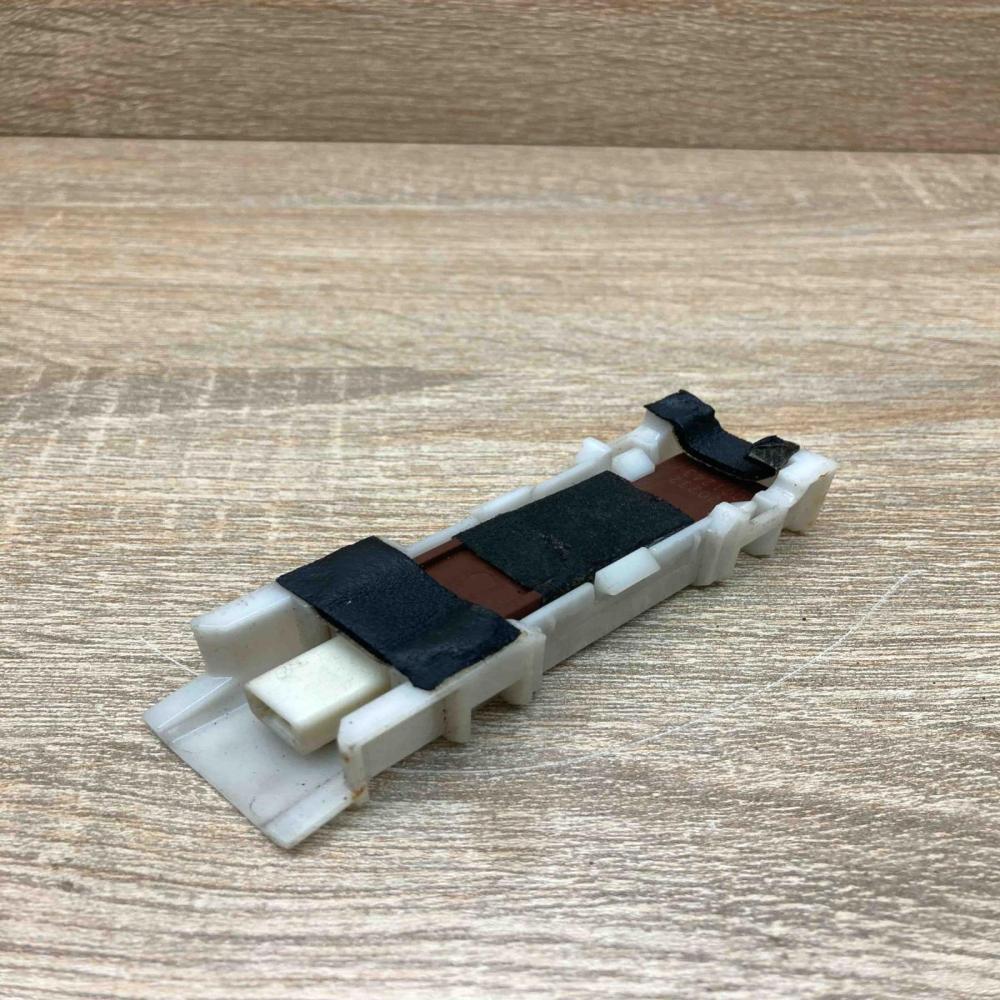 K20232 001243  Other relay Toyota Prius (XW20)