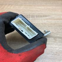 85940 47020 423000 1111  Window wiper relay Toyota Prius (XW30)