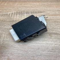 85940 47020 423000 1111  Window wiper relay Toyota Prius (XW30)