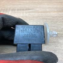 895A1 47010 061800 1010  Other relay Toyota Land Cruiser (J150)