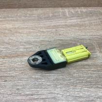 89831 52030  With Plug Airbag deployment crash/impact sensor Toyota Prius (XW20)