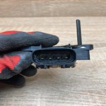 89510 47020   Accelerator pedal position sensor Toyota Avensis T270