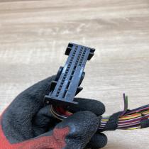 6913648   Plug wire BMW 5 F10 F11