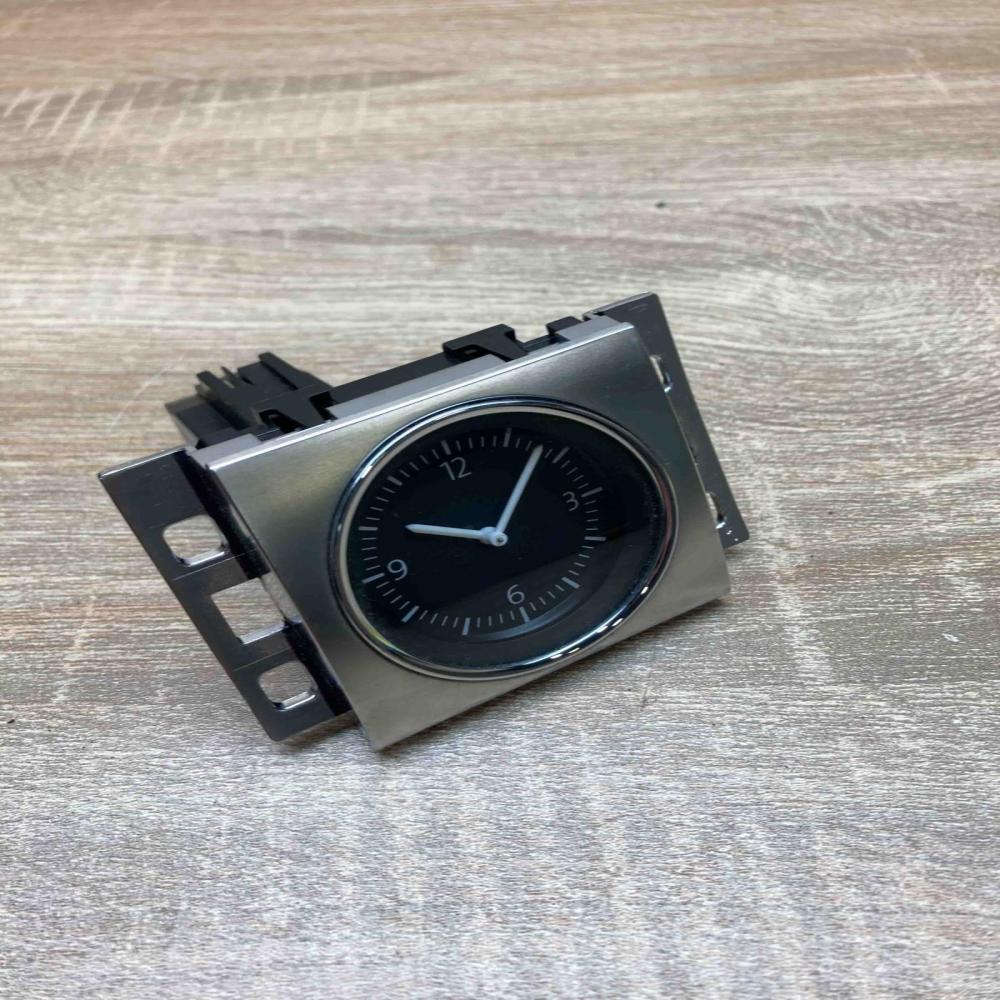 3AA919204 1948058 11  Clock Volkswagen PASSAT B7