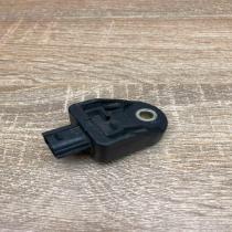 89173 75010   Airbag deployment crash/impact sensor Toyota Prius (XW20)