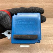 89760 47030 158400 1020  Tire pressure control unit Toyota Prius (XW30)
