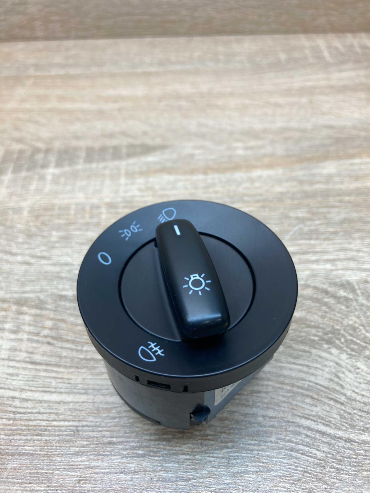 1K0941431BB  K1BBT Light switch Volkswagen Transporter - Caravelle T5