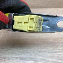 89834 47020 187900 0921 With Plug Airbag deployment crash/impact sensor Toyota P