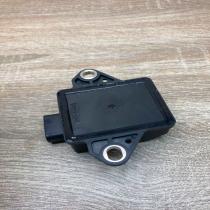89183 48010 174500 5233  ESP acceleration yaw rate sensor Toyota Prius (XW20)