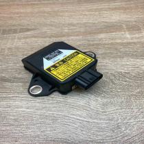 89183 48010 174500 5233  ESP acceleration yaw rate sensor Toyota Prius (XW20)