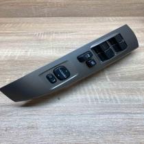 84820 47012   Electric window control switch Toyota Prius (XW20)