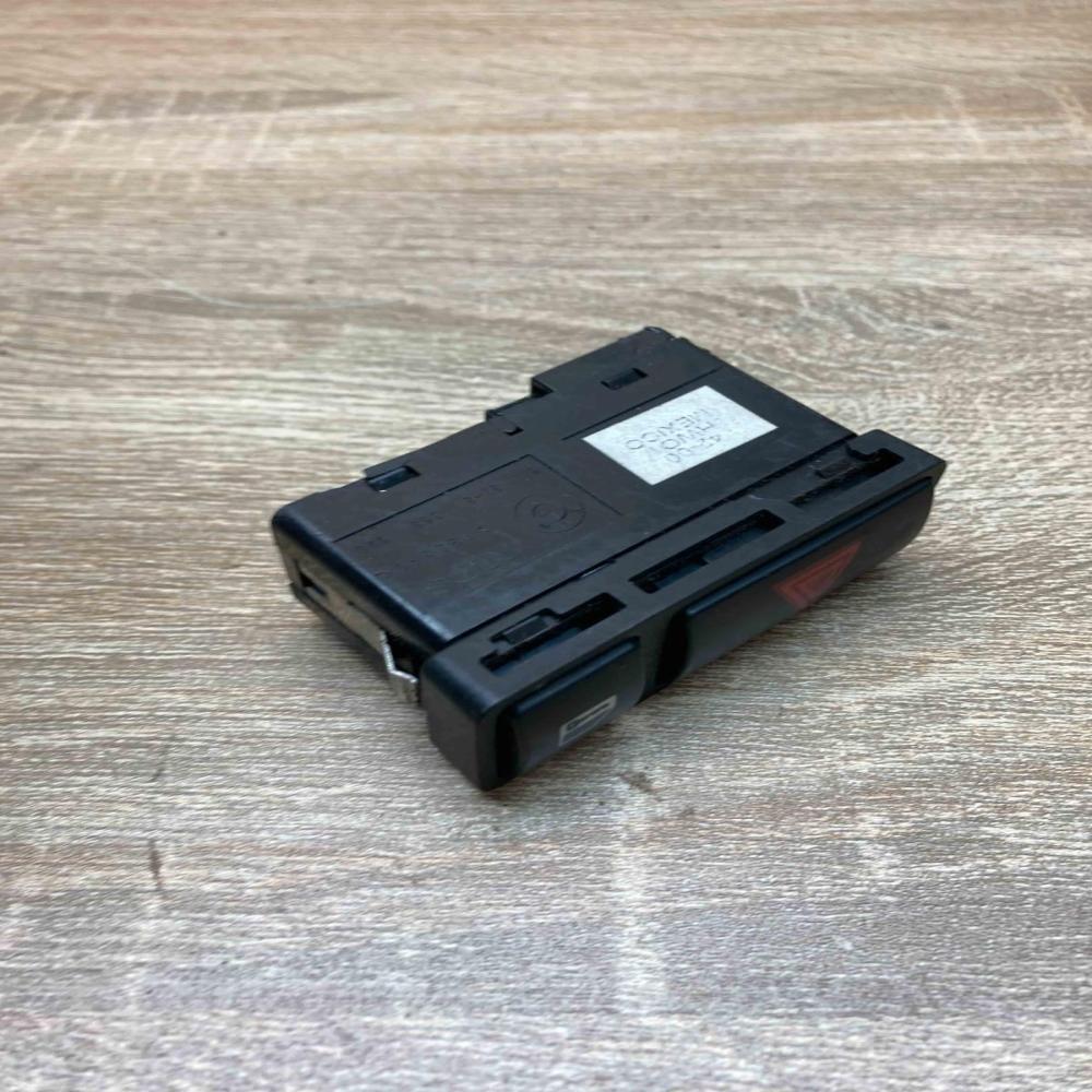 8368920   Hazard light switch BMW X5 E53