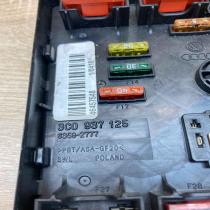 3C0937125 6359 2777  Fuse module Volkswagen PASSAT B6