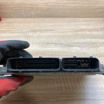 03D906033F 5WP40298  Engine control unit/module ECU Volkswagen Polo IV 9N3