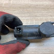 8200486264   Turbo solenoid valve Renault Laguna II
