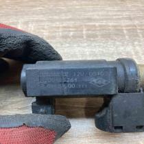 8200486264   Turbo solenoid valve Renault Laguna II