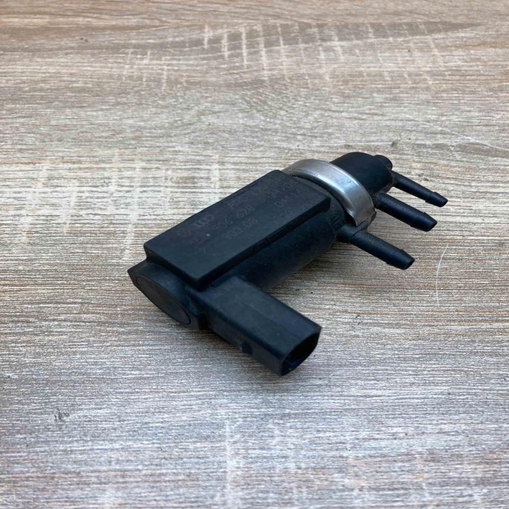 4E0906628   Turbo solenoid valve Audi A4 S4 B7 8E 8H