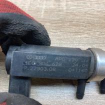 4E0906628   Turbo solenoid valve Audi A4 S4 B7 8E 8H