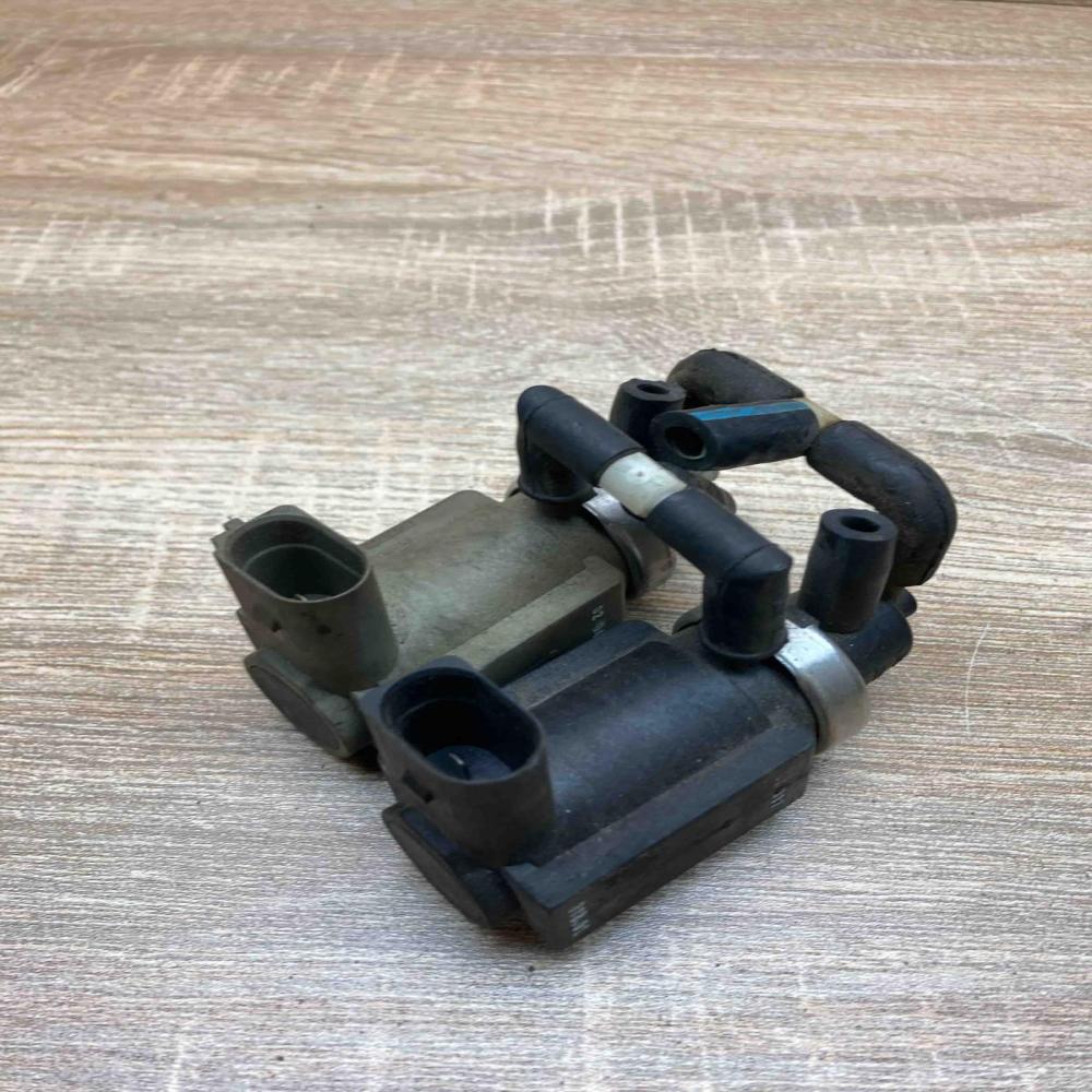 059906627B 059906627C Pair Turbo solenoid valve Audi A6 S6 C5 4B