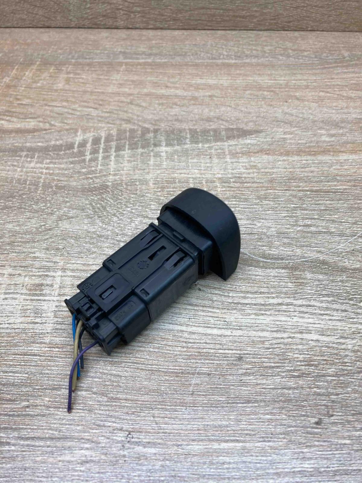 2517701 435868 With Plug Hazard light switch Renault Scenic I