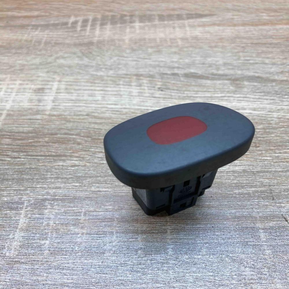 Renault Hazard Switch 2517701  Hazard light switch Renault Scenic I