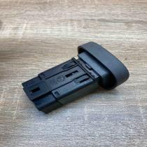 Renault Hazard Switch 2517701  Hazard light switch Renault Scenic I