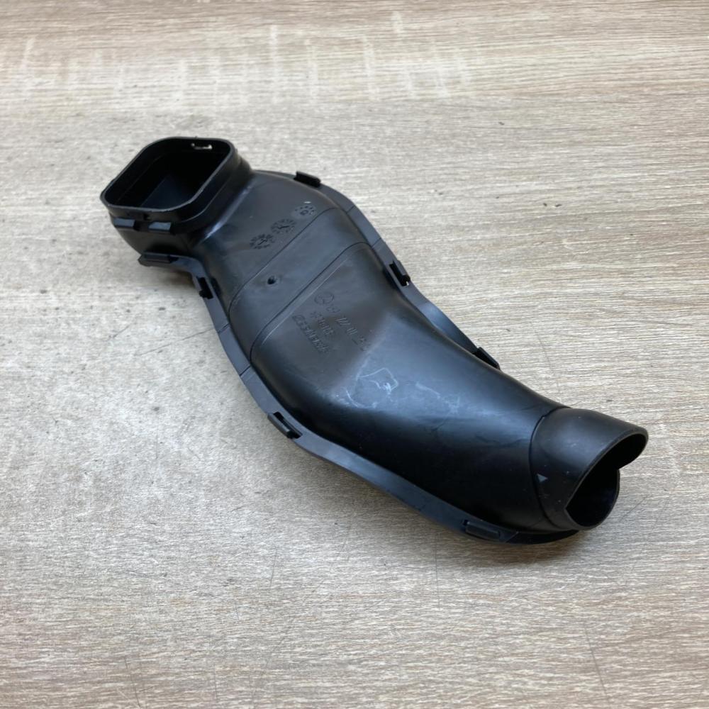 1697220125   Air intake duct part Mercedes-Benz A W169