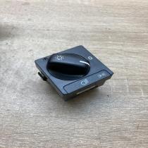 8622027 M454S10 0111  Light switch Volvo 850