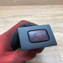 30710106   Hazard light switch Volvo V70