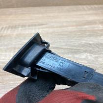 30710106   Hazard light switch Volvo V70
