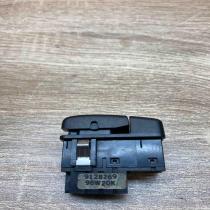 9128269 96W20K  Fog light switch Volvo 850