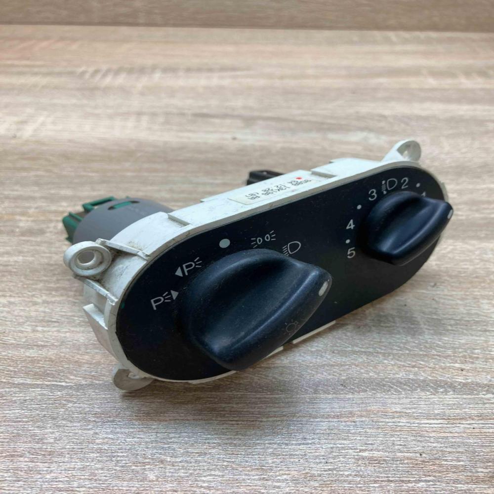 95BB 13K196 AA 95BG11654 AA  Light switch Ford Mondeo MK I